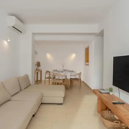 Precioso Retiro Junto Al Mar Apartamento