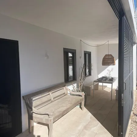 Precioso Retiro Junto Al Mar *