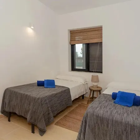 Precioso Retiro Junto Al Mar *